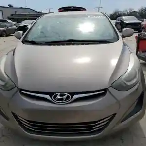 Hyundai Elantra, 2015