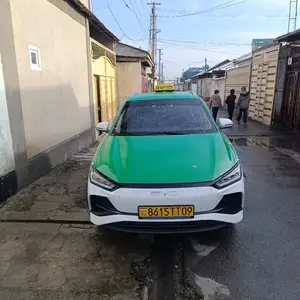 BYD E2, 2023