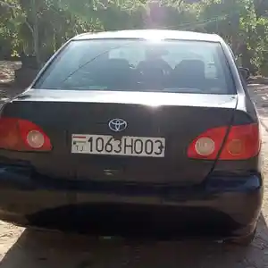 Toyota Corolla, 2004