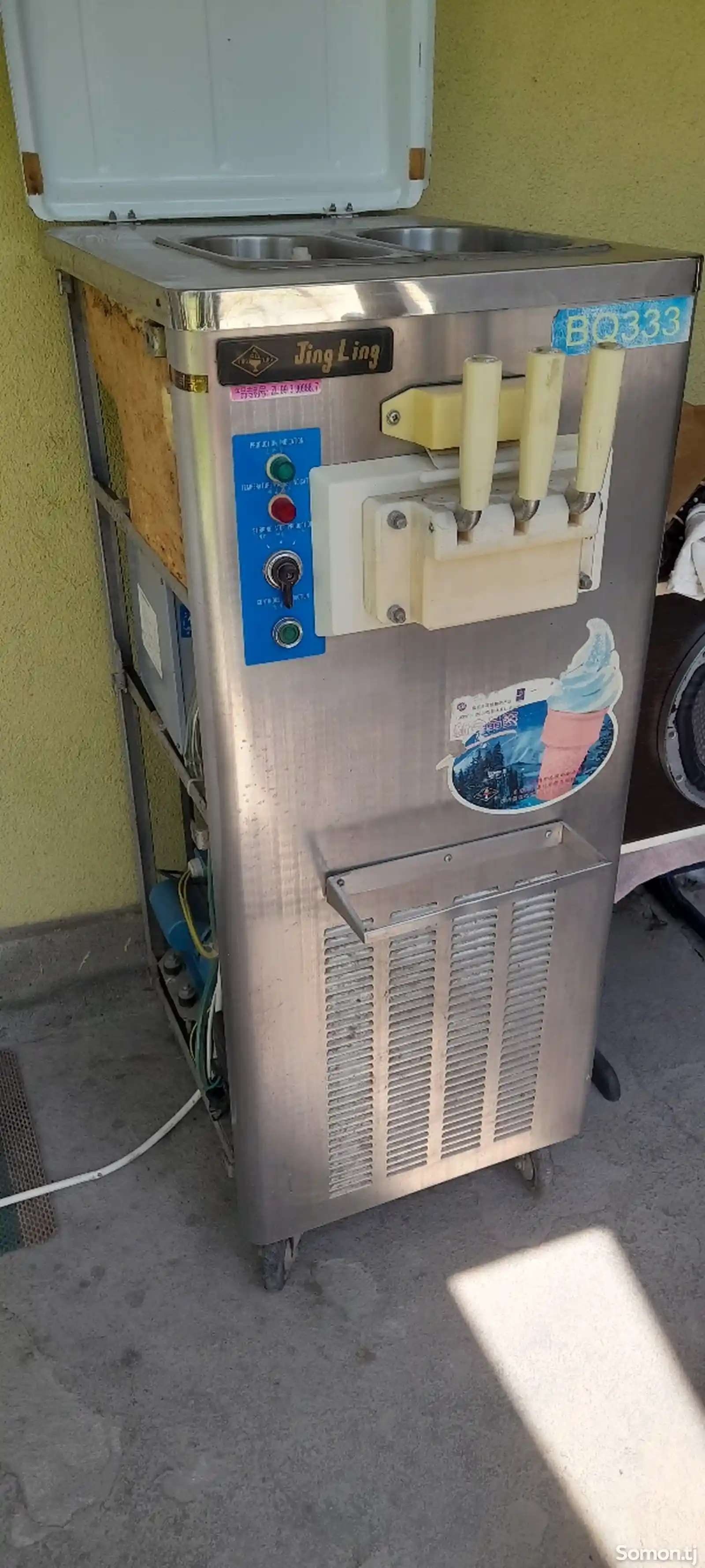 Аппарат для изготовления мороженного-4