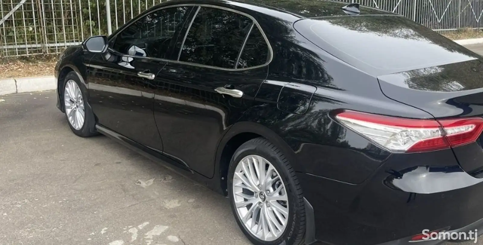 Toyota Camry, 2019-5