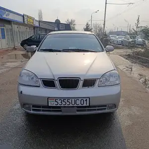 Daewoo Lacetti, 2004