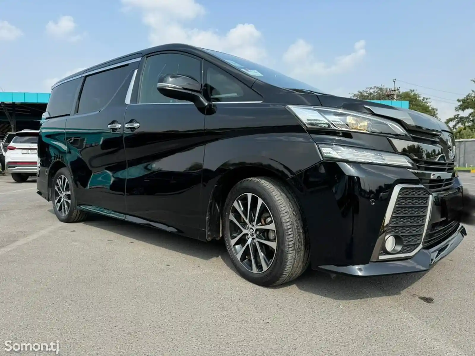 Toyota Vellfire, 2017-3