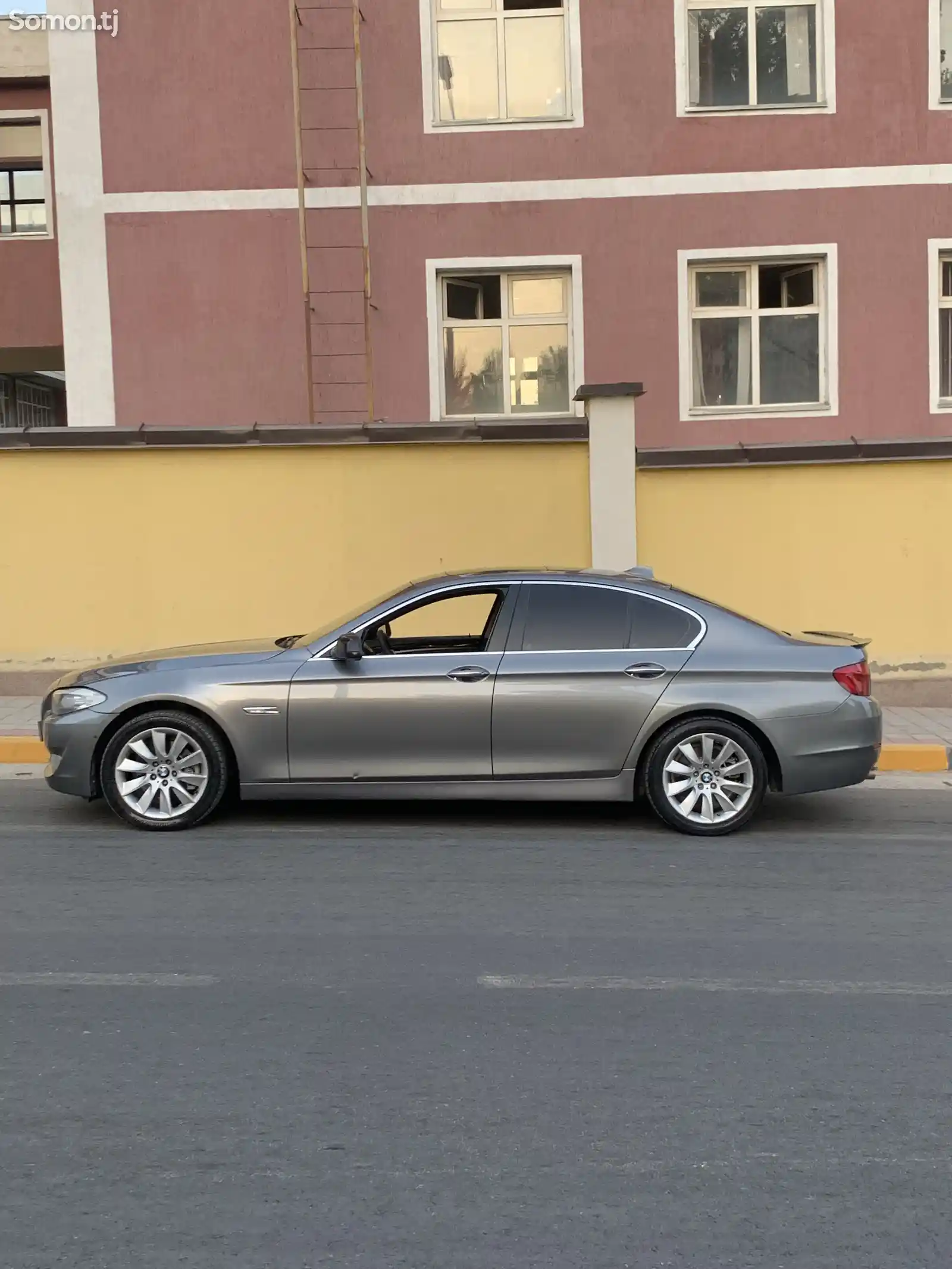 BMW 5 series, 2011-5