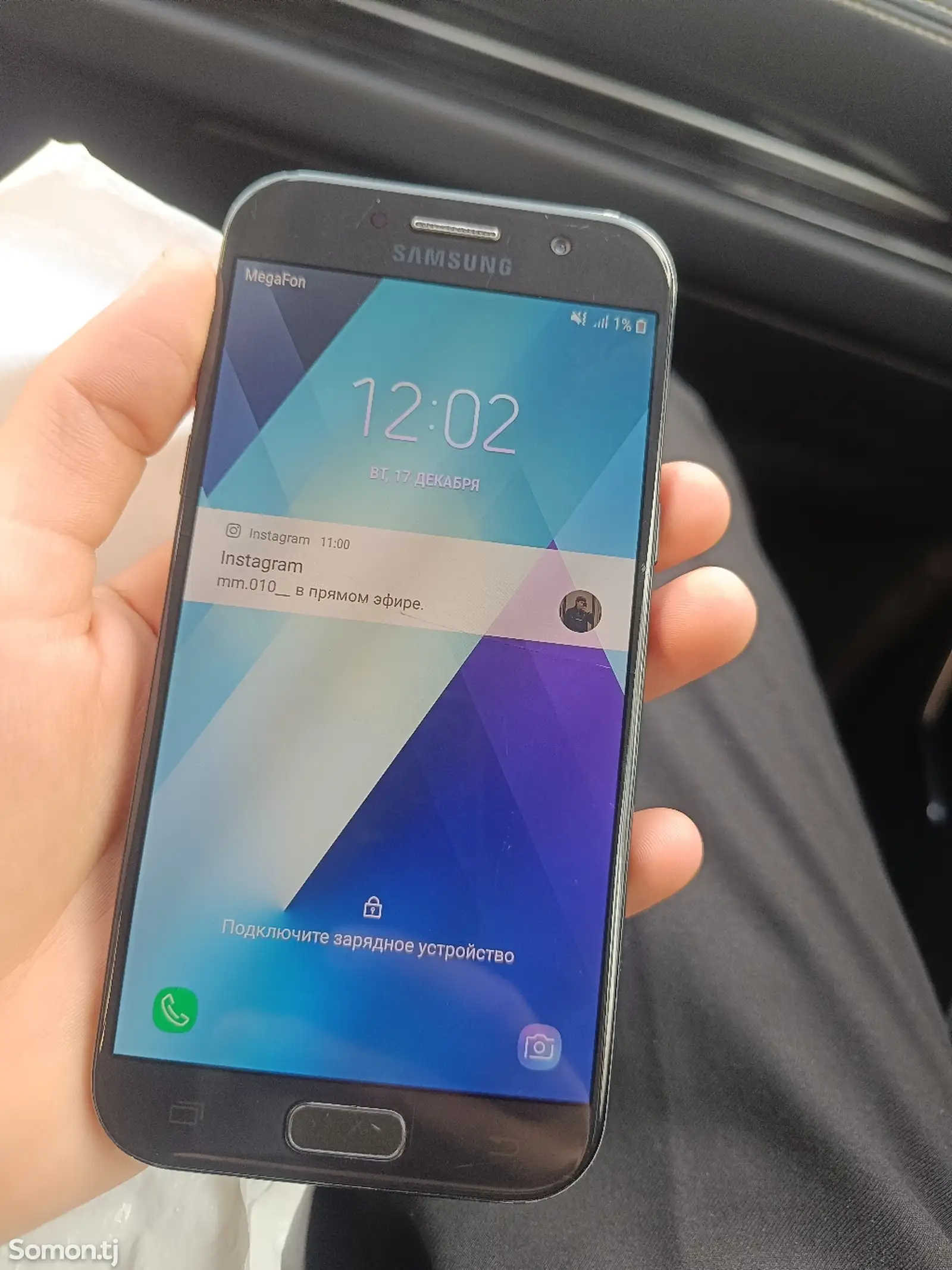 Samsung Galaxy A5 2017-1