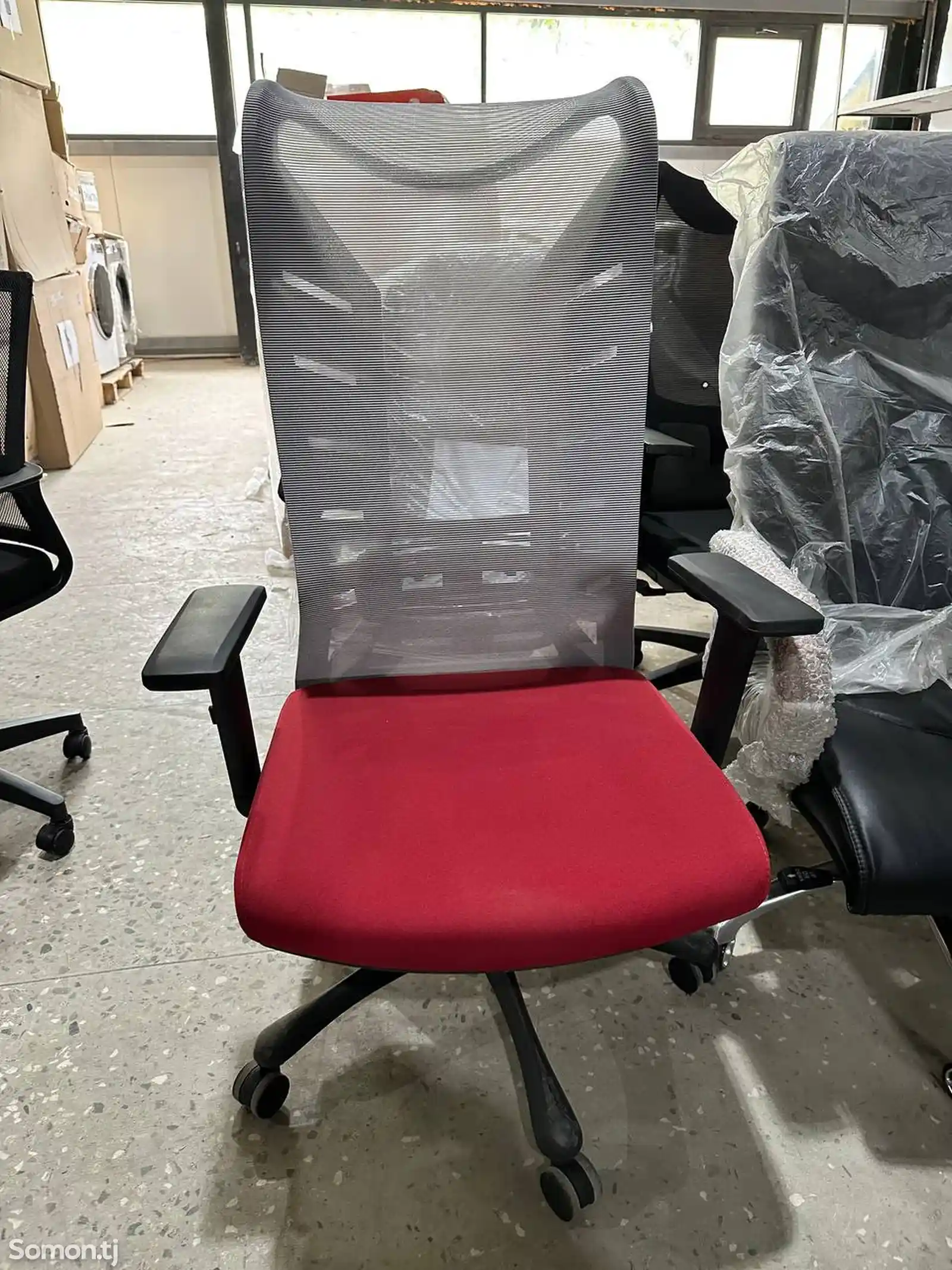 Офисное кресло Viking-1