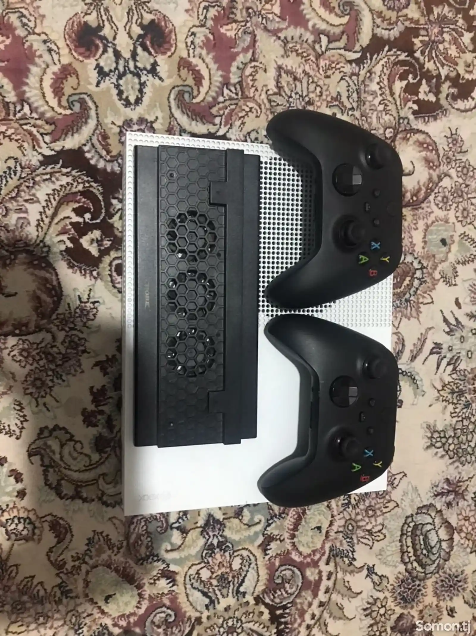 Игровая приставка X box one s-2