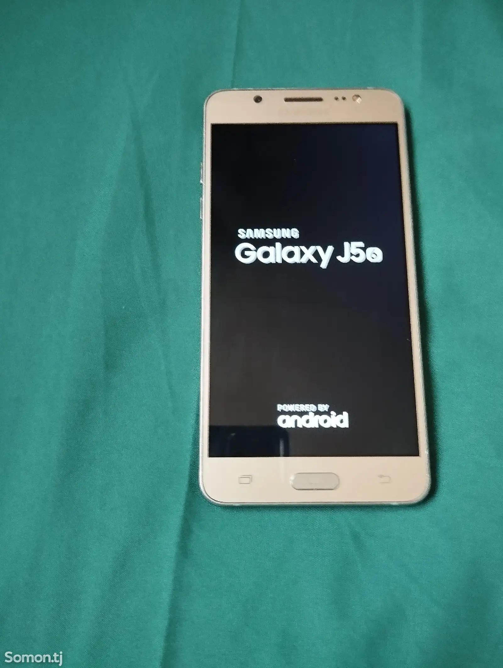 Samsung Galaxy J5 16gb-1