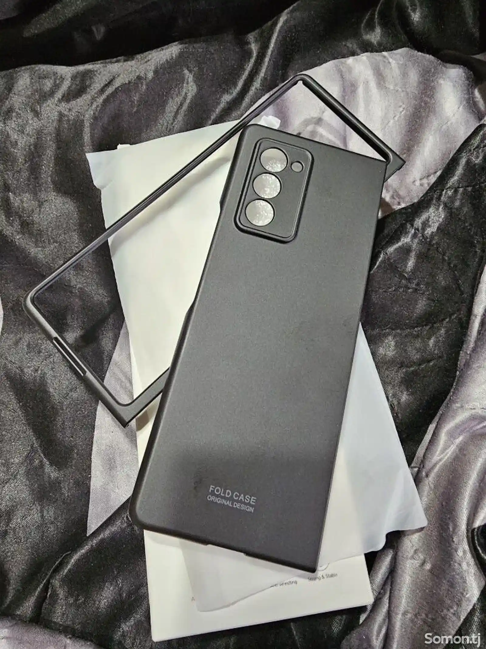 Samsung Galaxy Z Fold 2-4