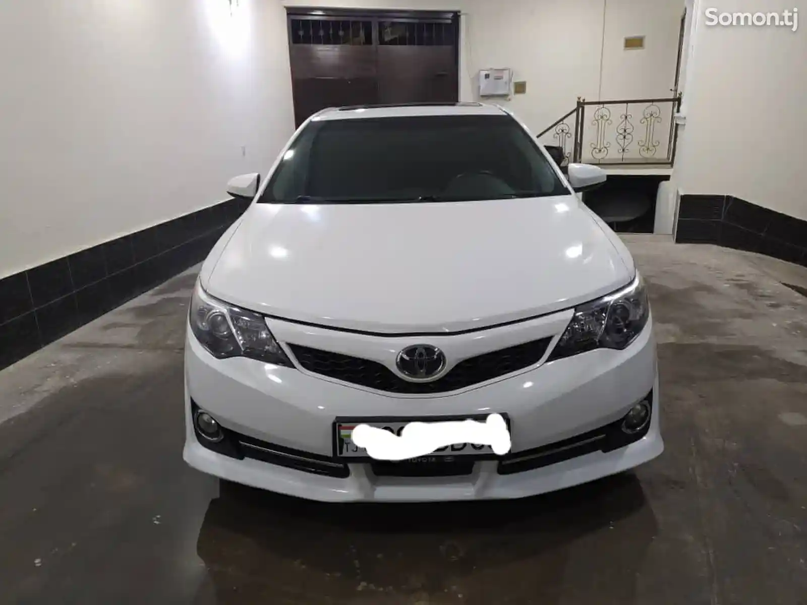 Toyota Camry, 2012-1