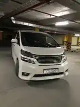 Toyota Vellfire, 2010-2