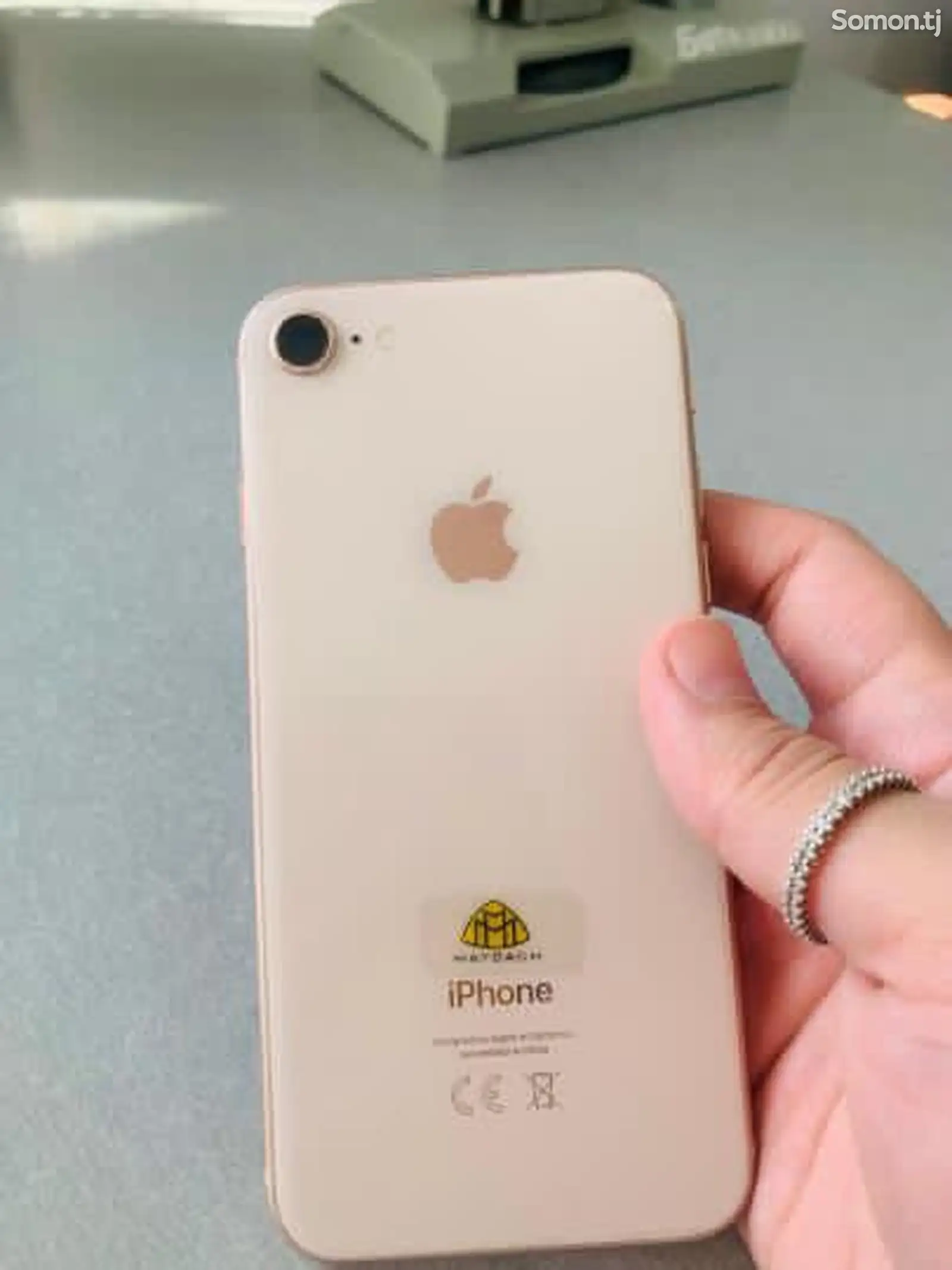 Apple iPhone 8, 64 gb, Gold-4