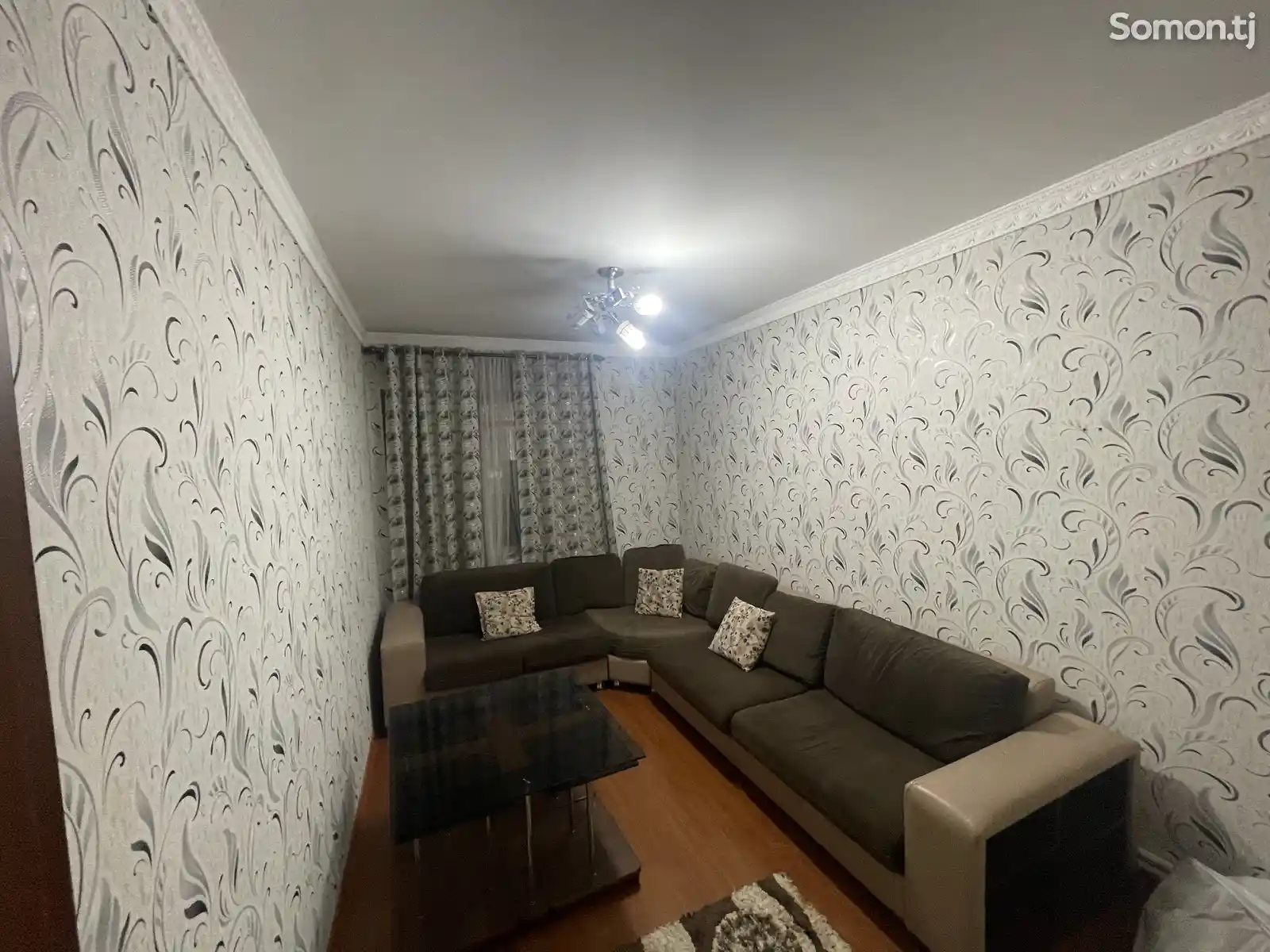 3-комн. квартира, 1 этаж, 80 м², 18 мкр-6