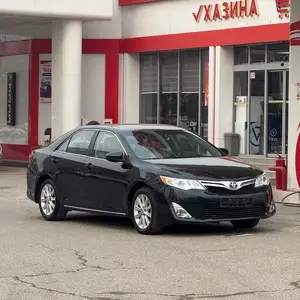 Toyota Camry, 2013