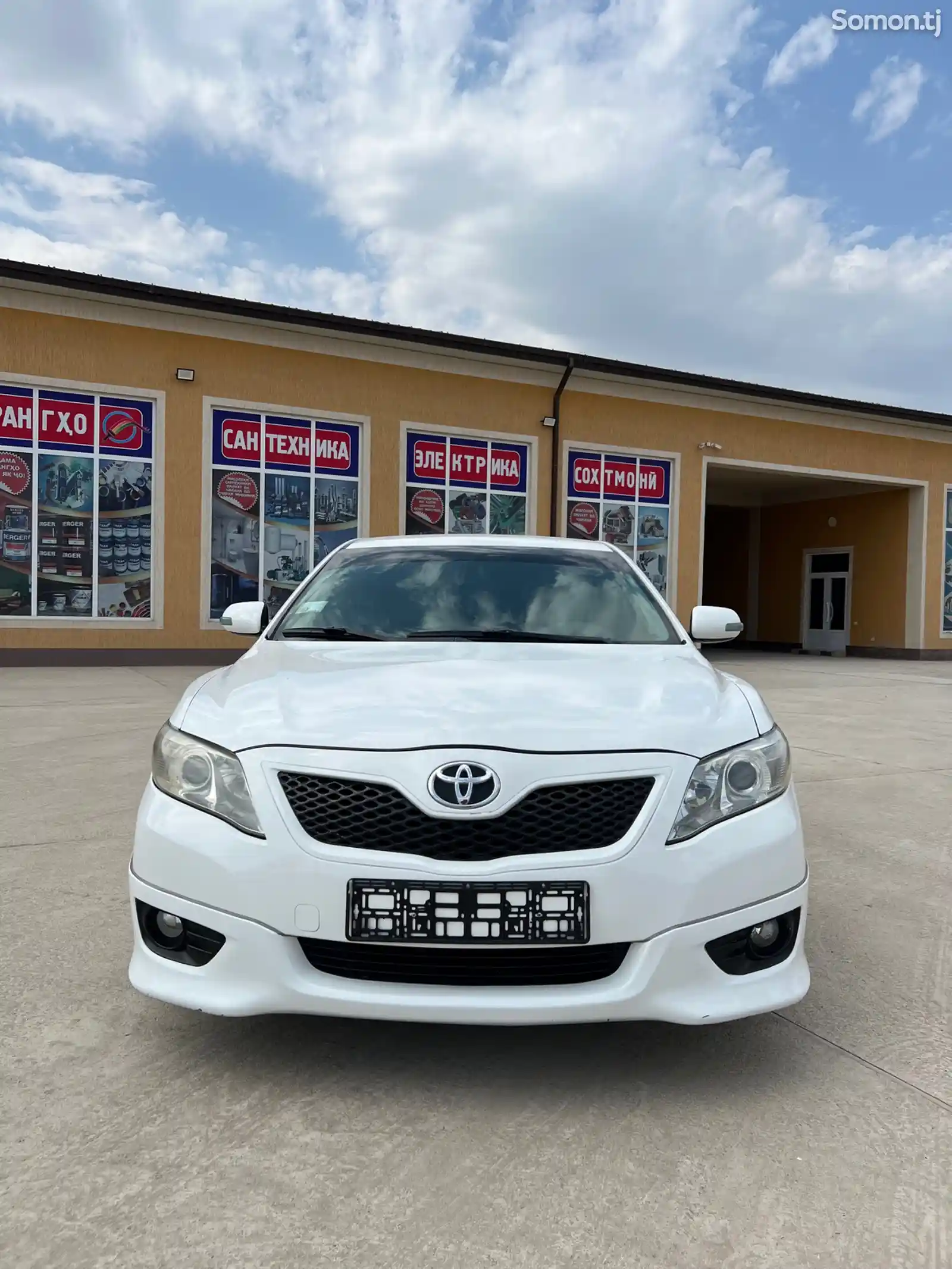 Toyota Camry, 2010-5