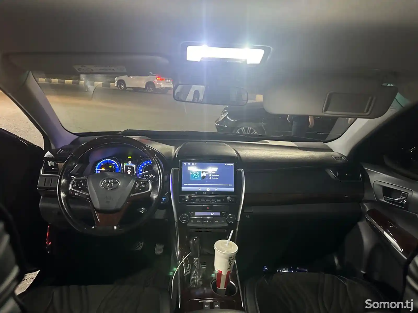 Toyota Camry, 2015-4