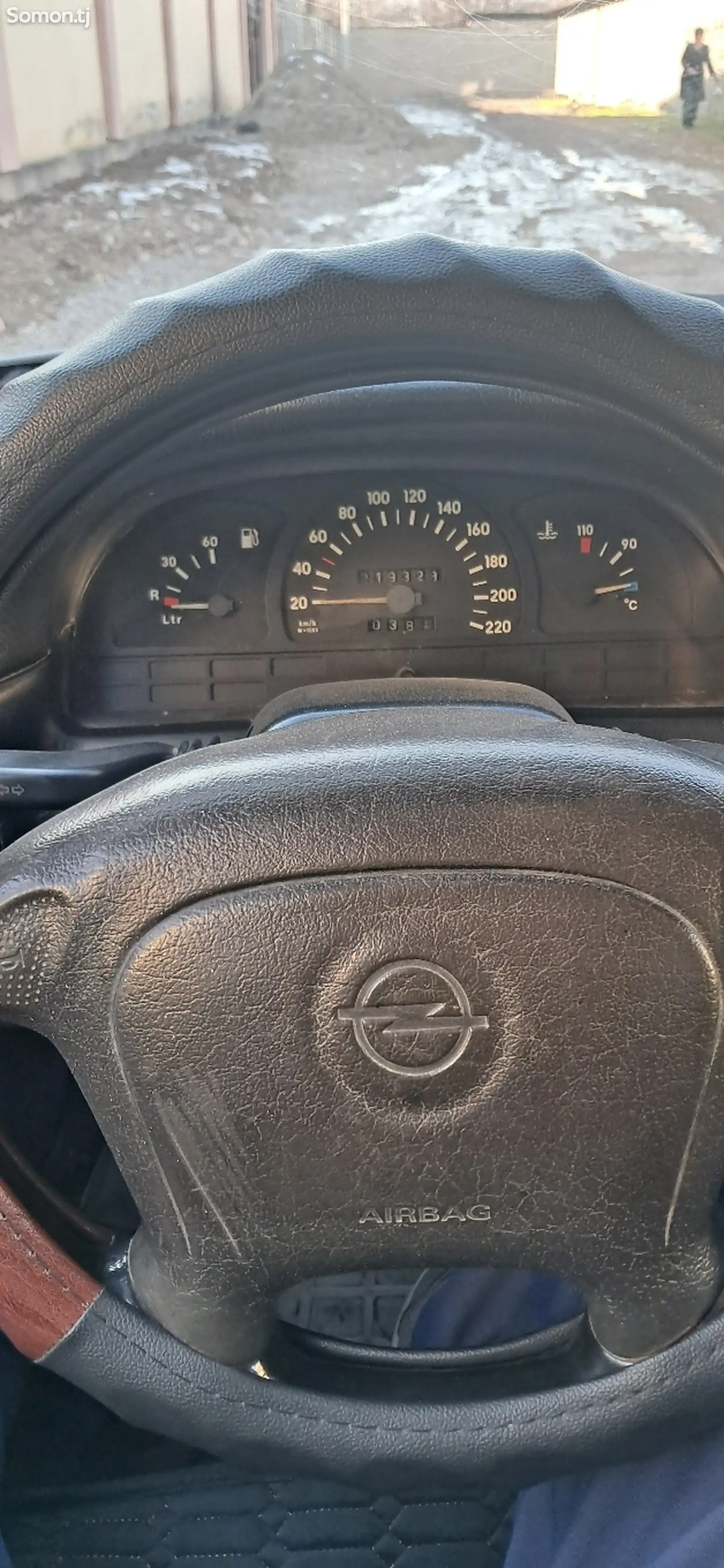 Opel Vectra A, 1993-1