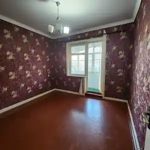 3-комн. квартира, 2 этаж, 80 м², 13 мкр