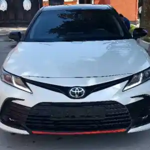 Toyota Camry, 2021