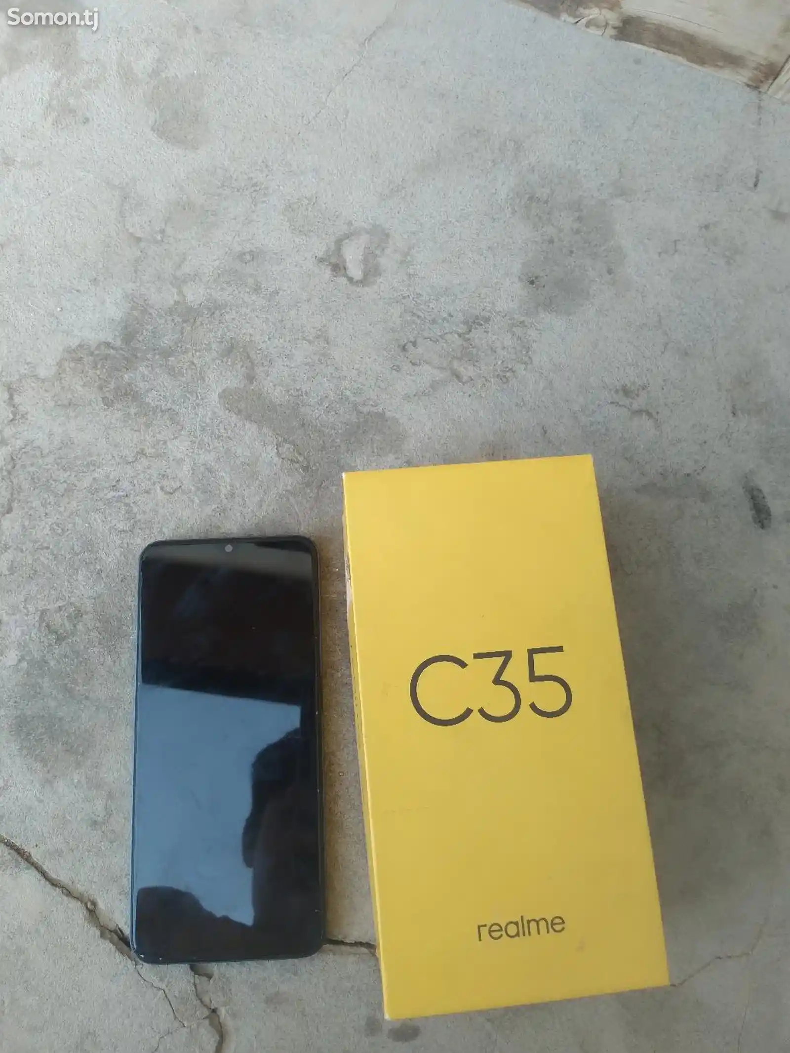 Realme C35-2