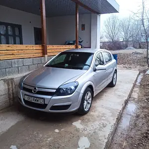 Opel Astra H, 2004