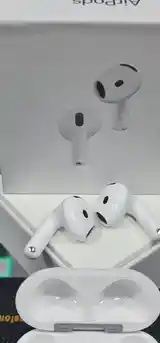 Беспроводные наушники Apple AirPods 4-7