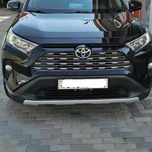 Toyota RAV 4, 2020