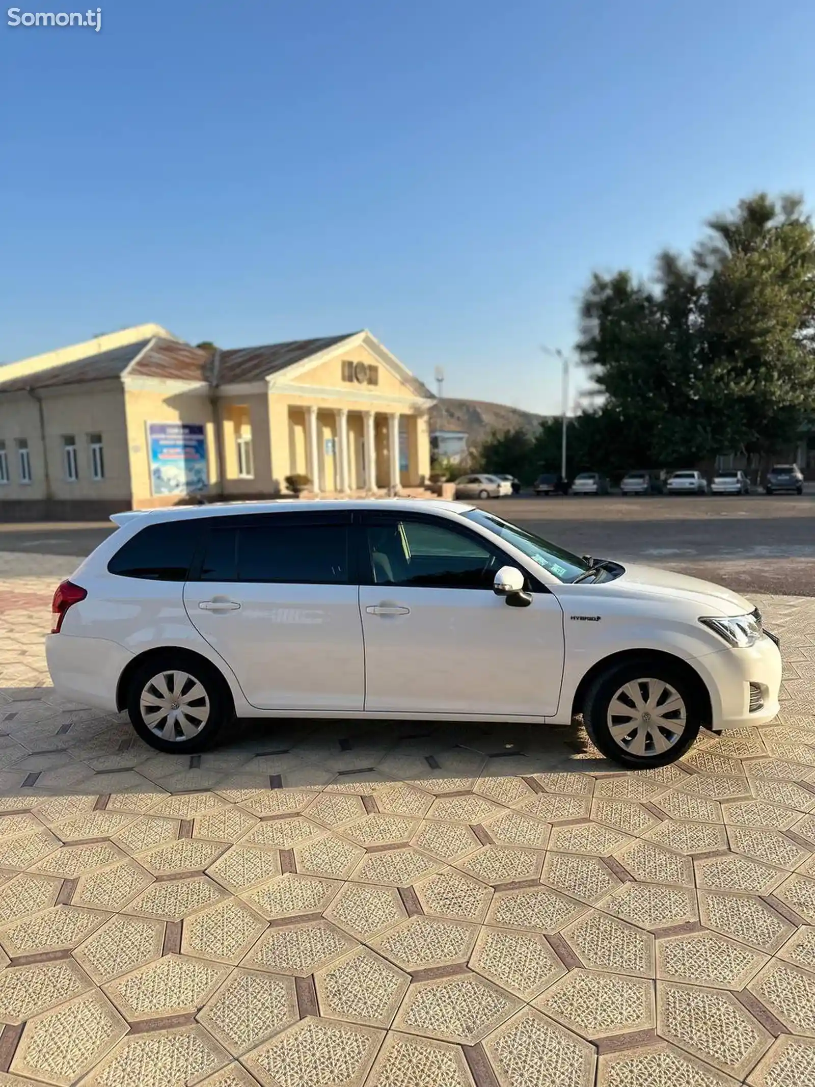 Toyota Fielder, 2015-6