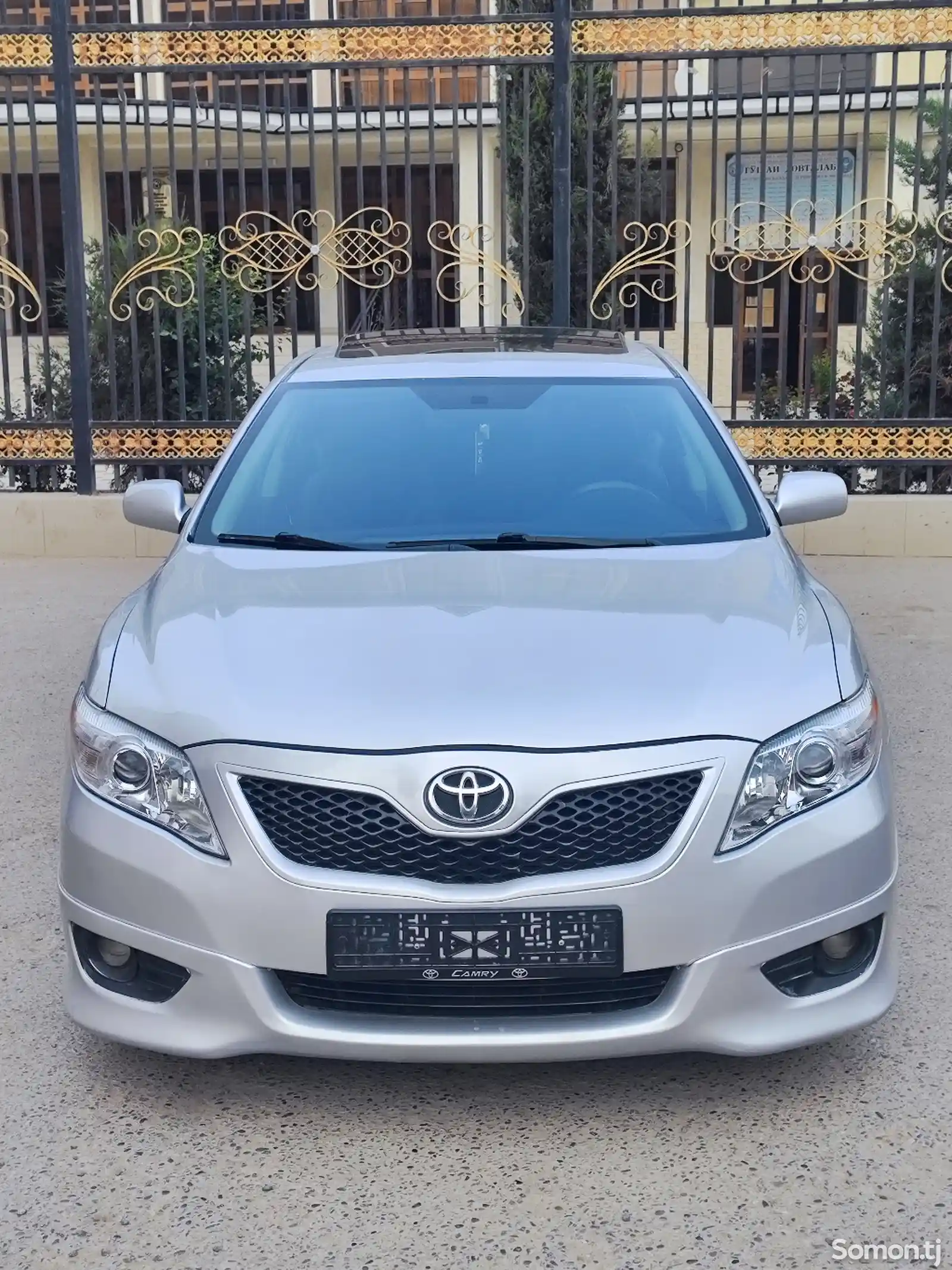 Toyota Camry, 2011-1