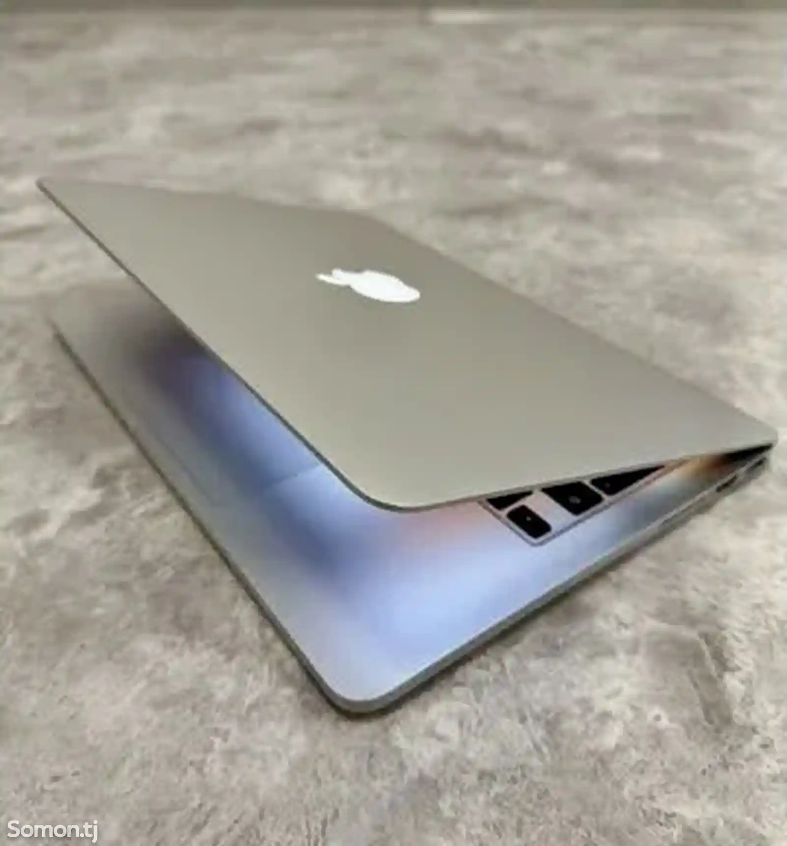 Ноутбук Apple MacBook-4