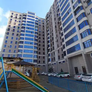 2-комн. квартира, 8 этаж, 60м², Караболо