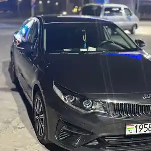 Kia Optima, 2019