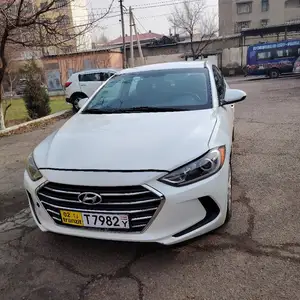 Hyundai Elantra, 2017