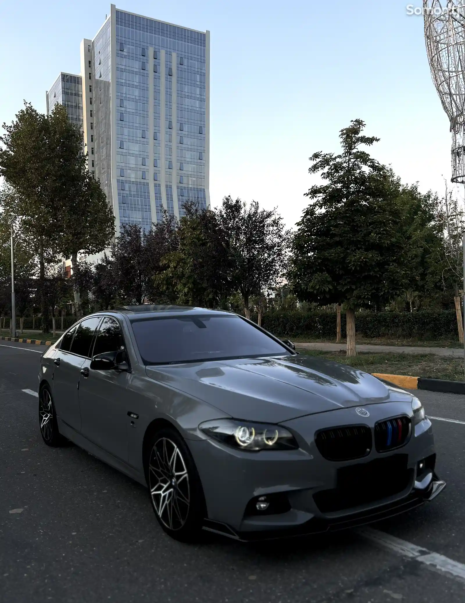 BMW iX, 2014-2