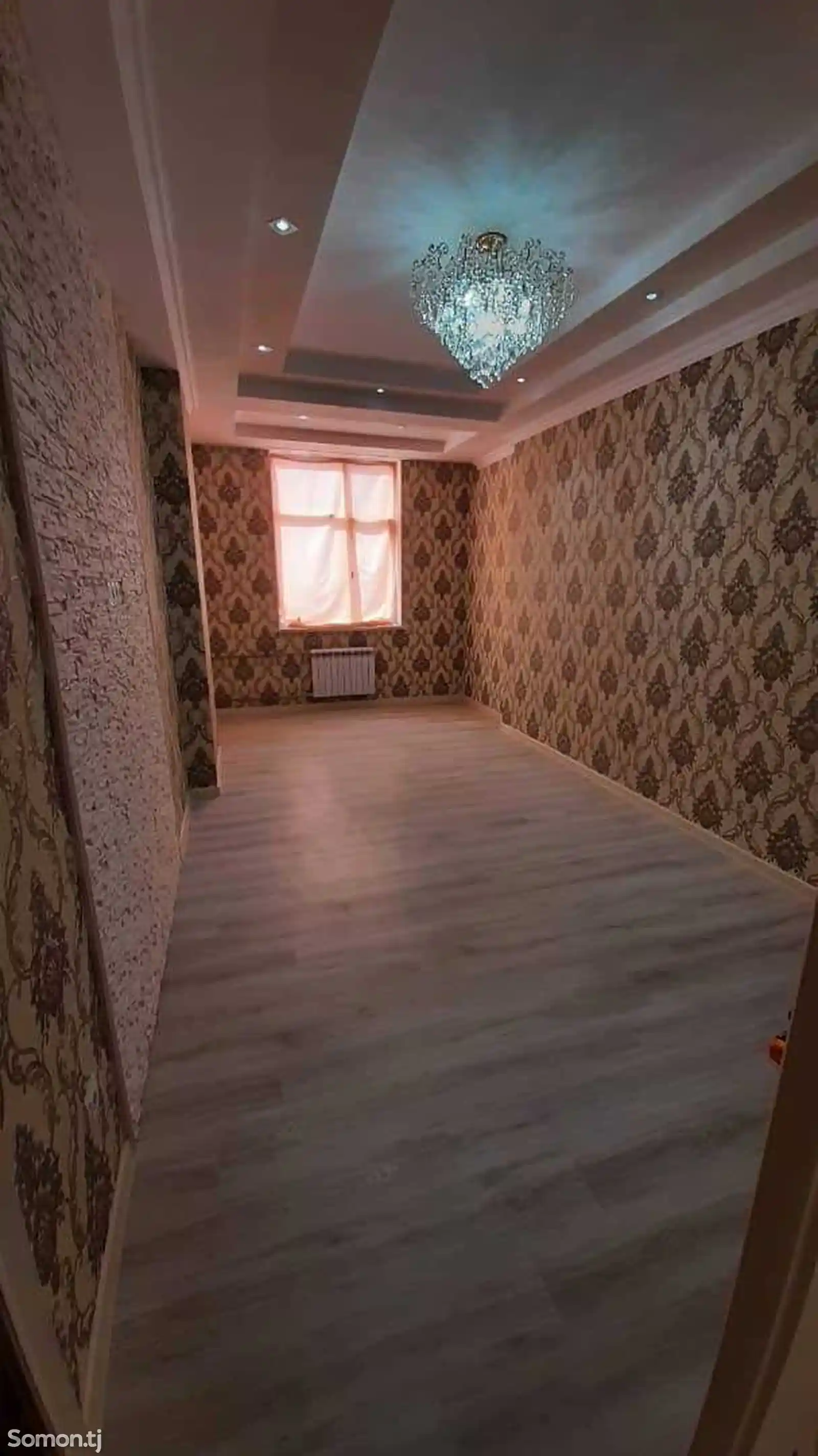 2-комн. квартира, 3 этаж, 70м², Цирк-2