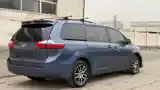 Toyota Sienna, 2015-4