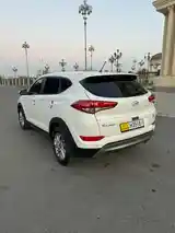 Hyundai Tucson, 2016-3