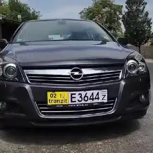 Opel Astra H, 2009