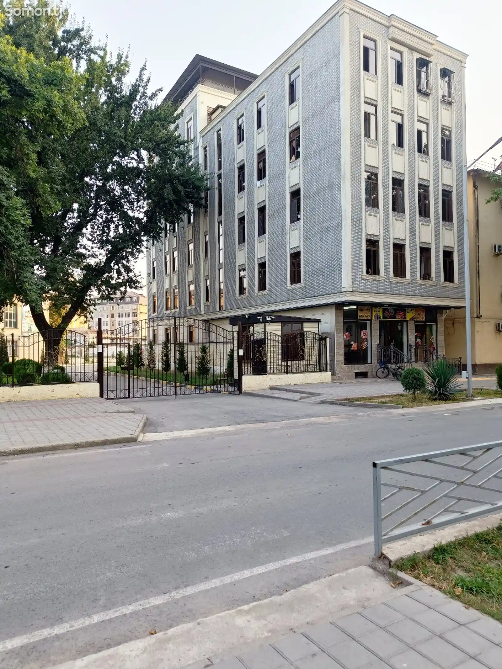 2-комн. квартира, 4 этаж, 42 м², Бозорчаи Гулистон-1