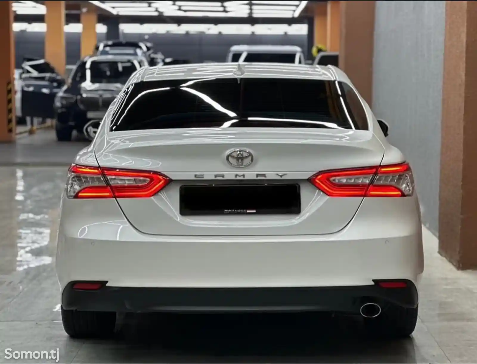 Toyota Camry, 2019-5