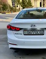 Hyundai Avante, 2016-3