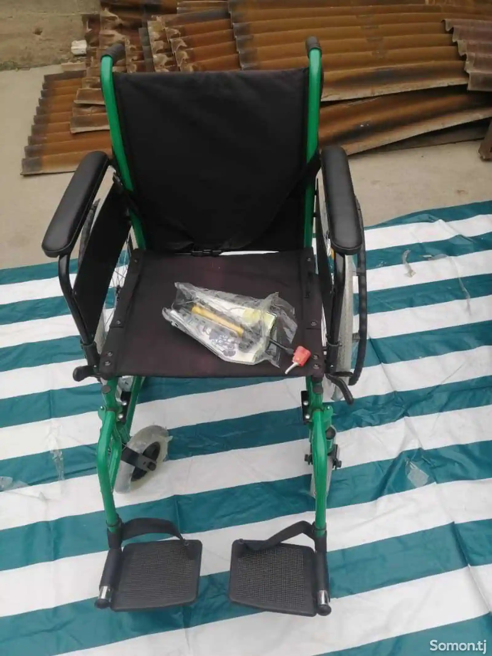Инвалидная коляска прогулочная-1