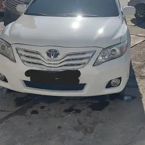 Toyota Camry, 2011