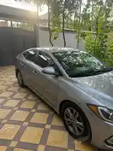 Hyundai Elantra, 2017-2