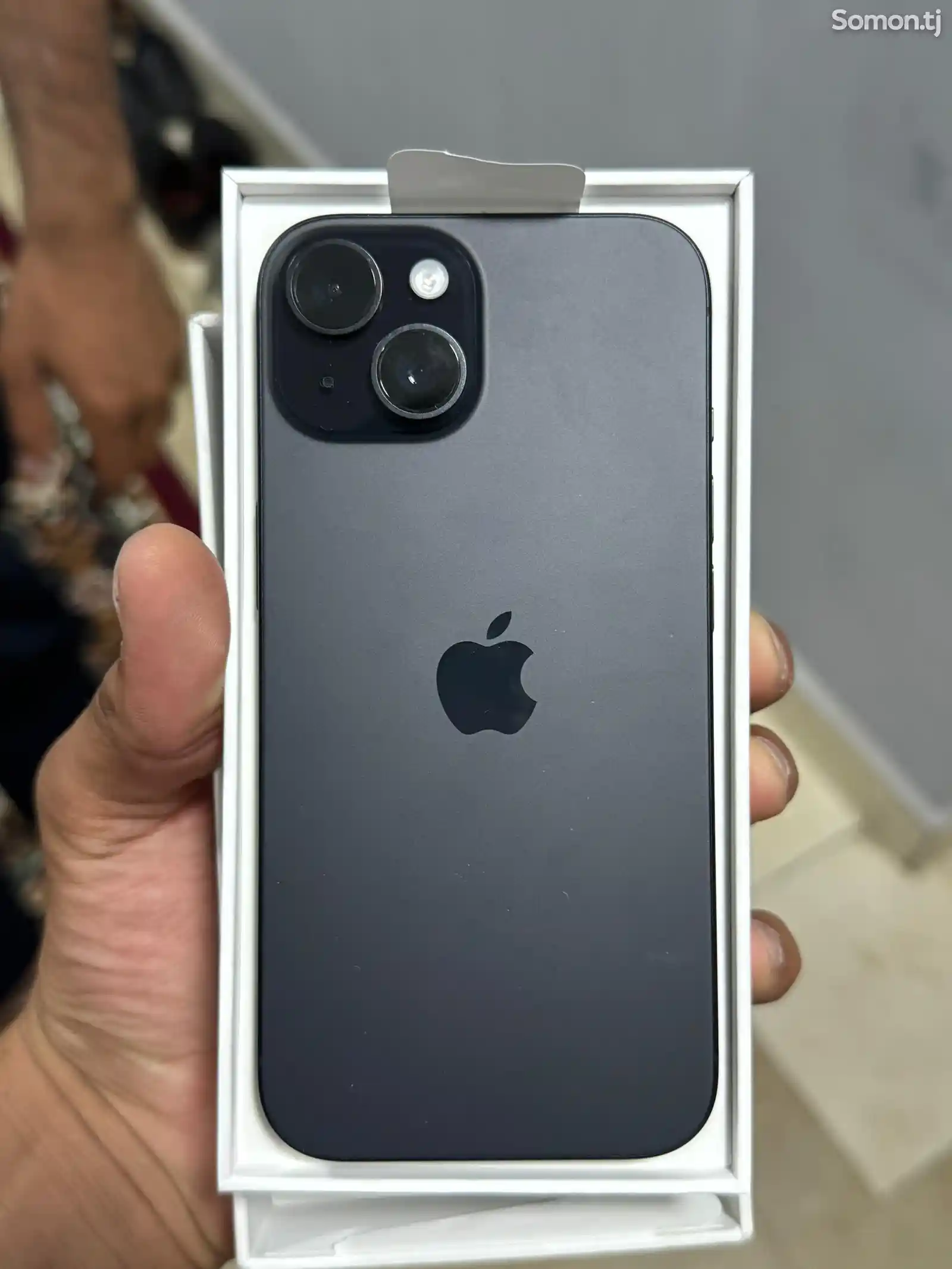 Apple iPhone 15, 256 gb, Black-1