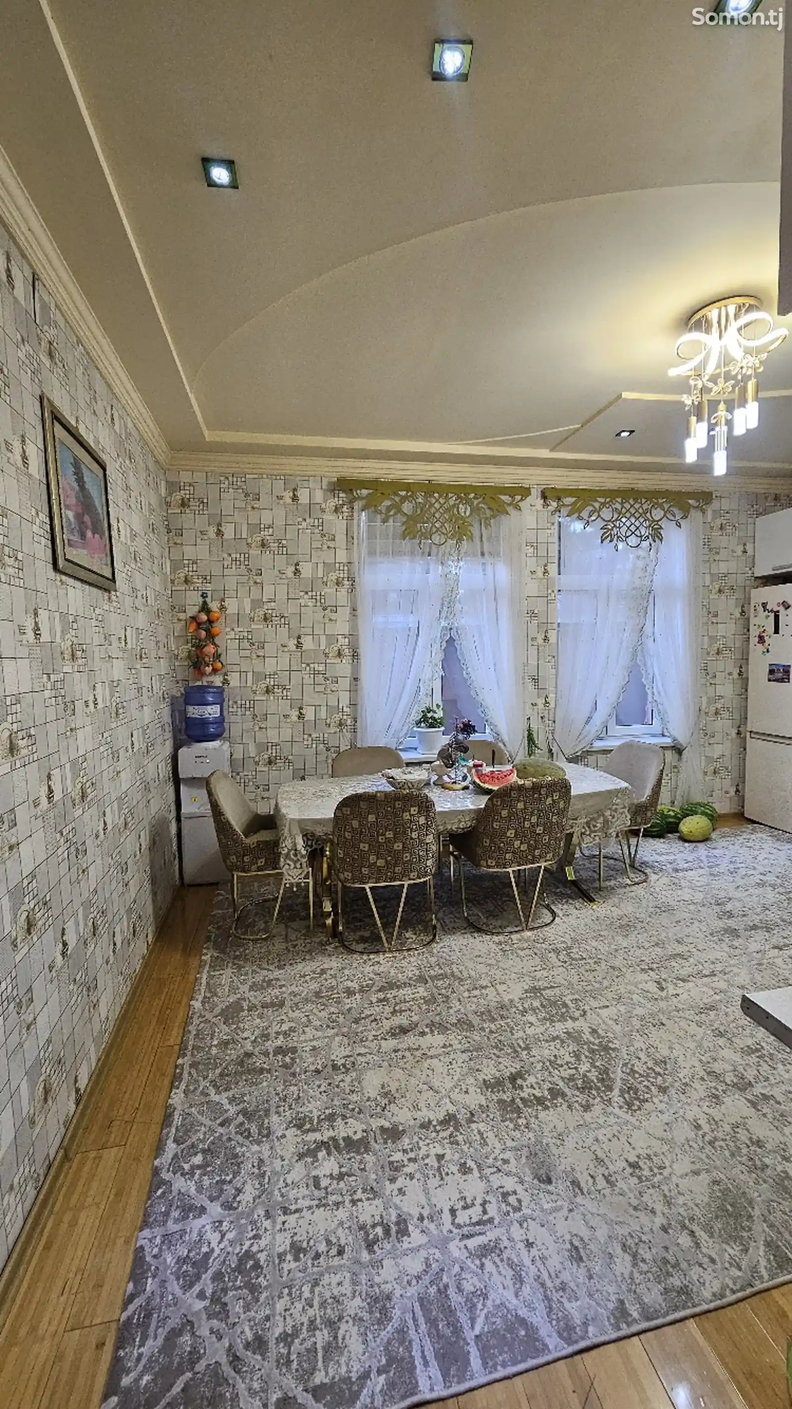 4-этажный, 10 комнатный дом, 600 м², Сино, Цирк-11