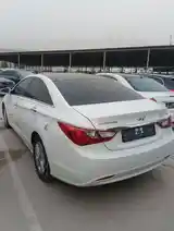 Hyundai Sonata, 2011-4