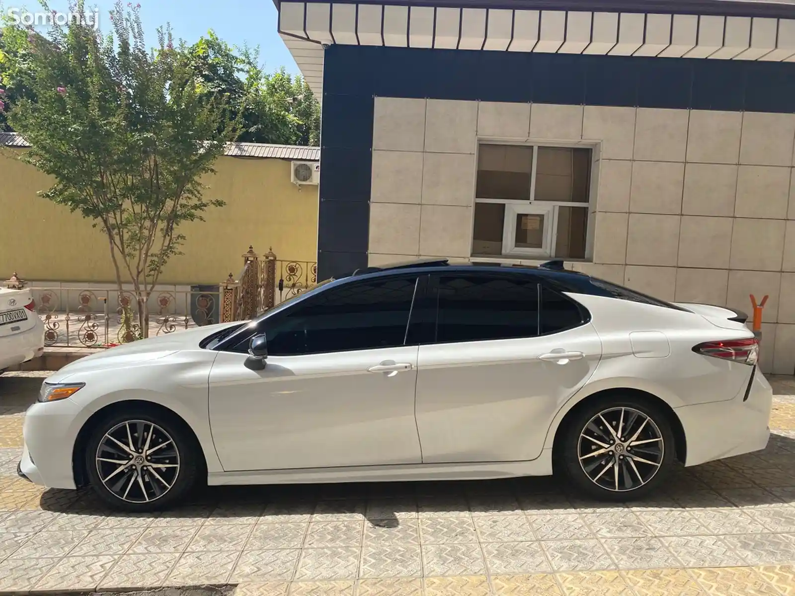 Toyota Camry, 2019-11