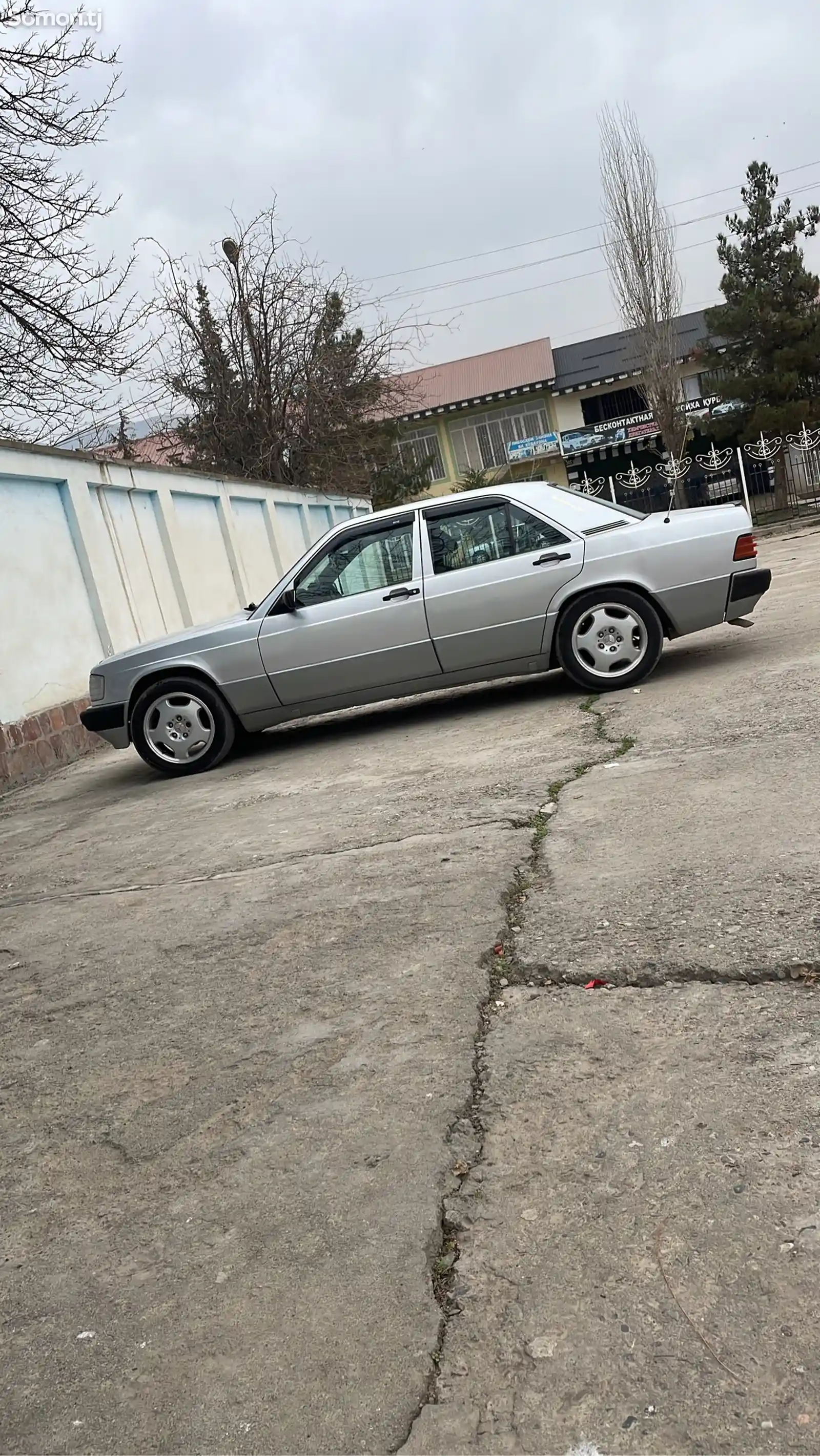 Mercedes-Benz W201, 1990-3