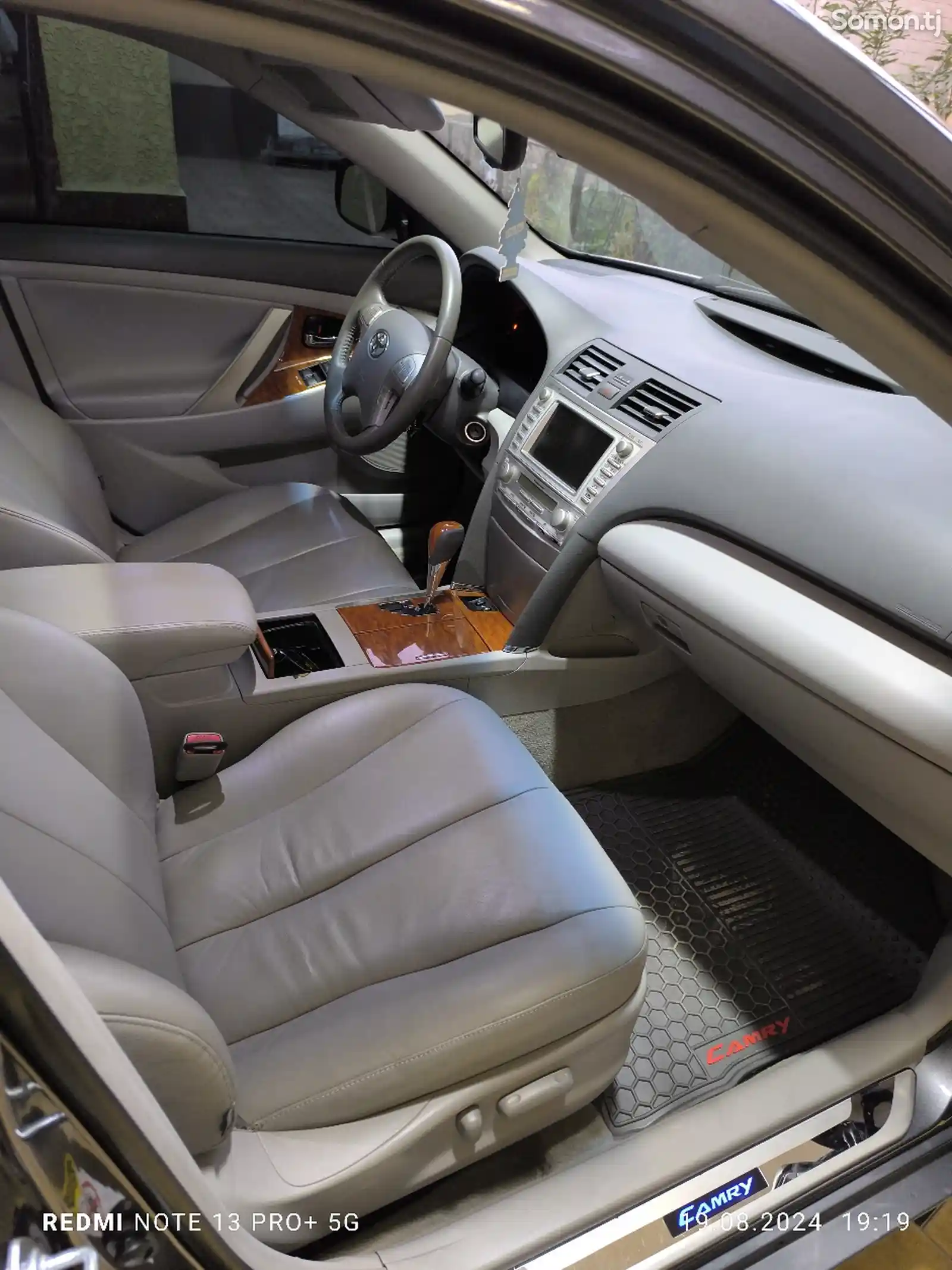 Toyota Camry, 2010-4